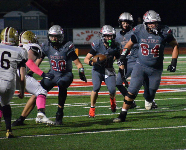 St. Clairsville Roars Past Pymatuning Valley In Playoff Opener, 35